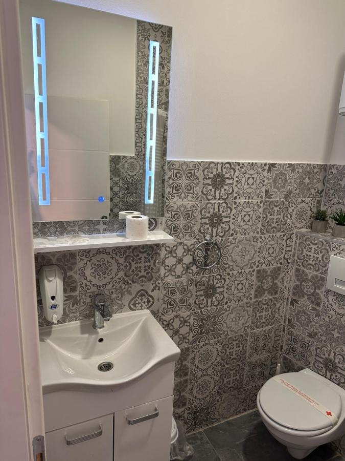 Nice 5 Apartments Sarajevo Ngoại thất bức ảnh